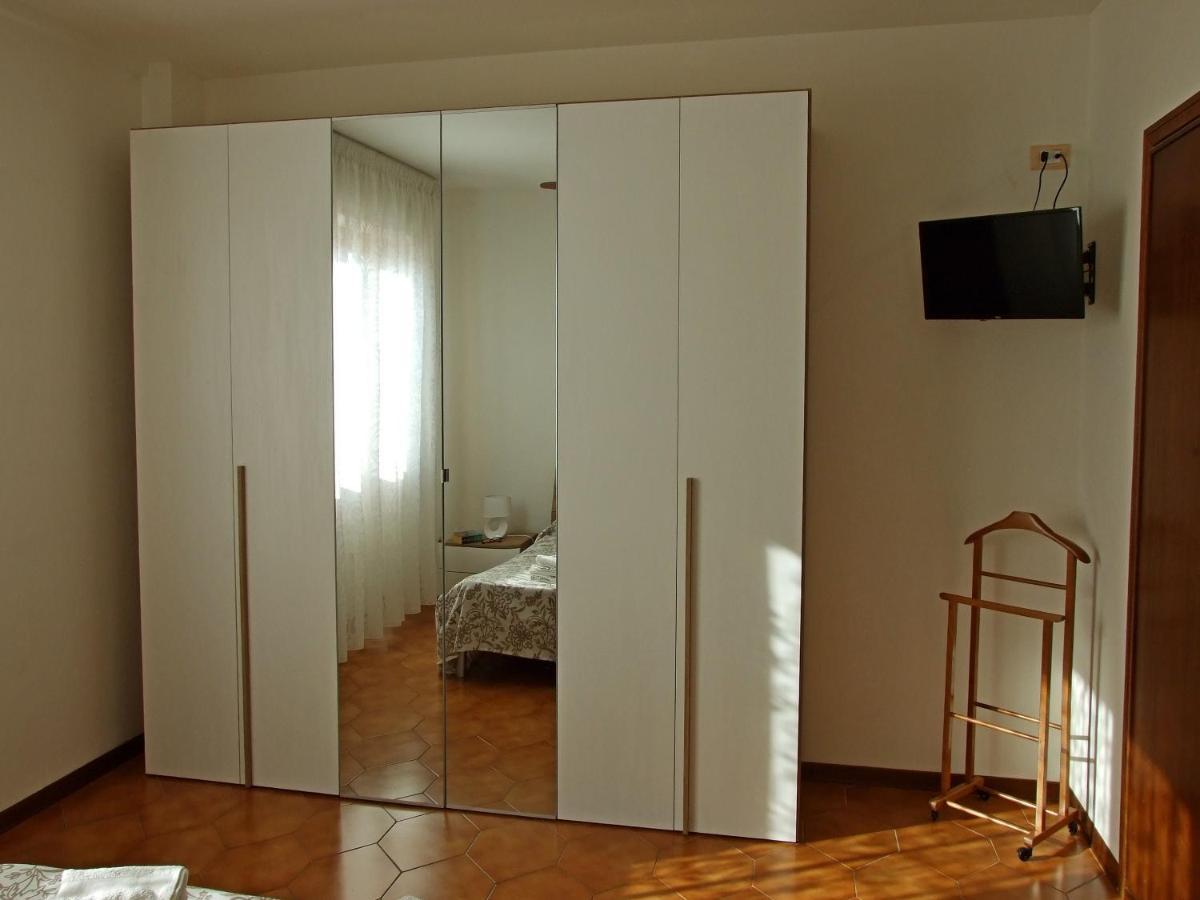 Appartamento Giotto - Free Parking Livorno Kültér fotó